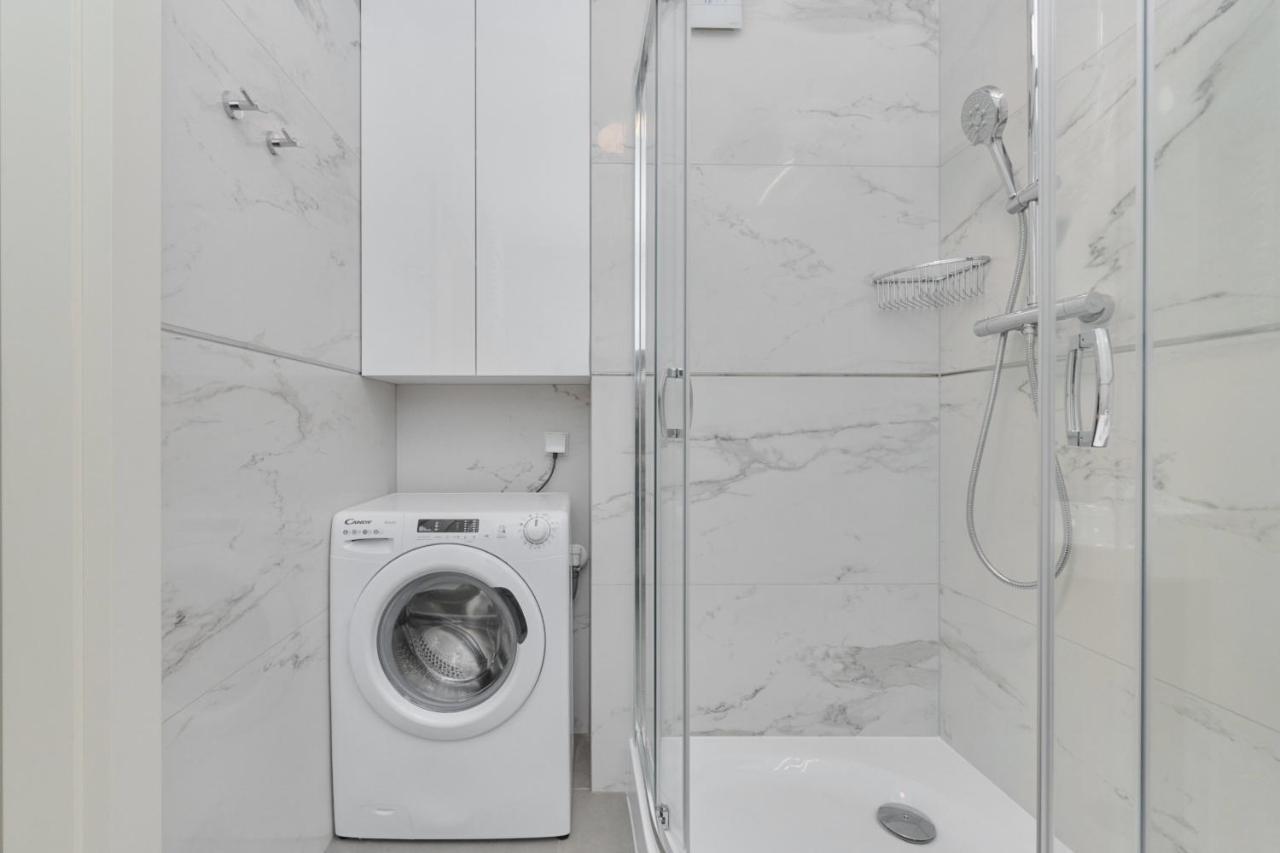Pilsudskiego Stylish Apartment By Noclegi Renters วรอตซวาฟ ภายนอก รูปภาพ